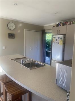 SPACIOUS POHARA BEACH HOUSE - Golden Bay
