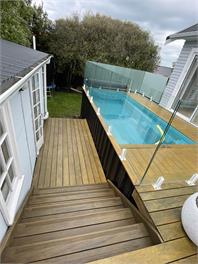 Large Family Pad with Pool! - Auckland