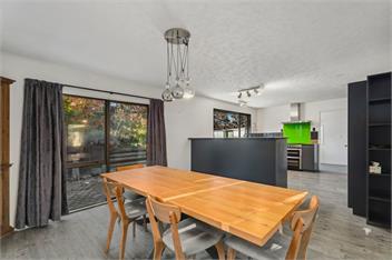 Lake Stroll Charm (Bachcare) - Wanaka