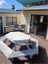 Hosts on the Coast Happy days on the 7th - Pauanui
