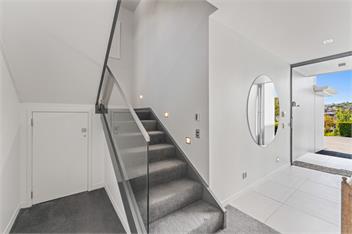The Moorings Apartment 3 - Walk to the Lake! - Taupo