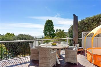 Onemana Retreat - Self contained unit with Outdoor Bath and Sea Views! - Whangamata