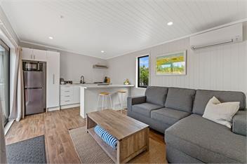 Streamside Fern Cabin - Waitahanui, Taupo - Taupo