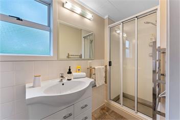 Serenity Cottage (Bachcare) - Taupo