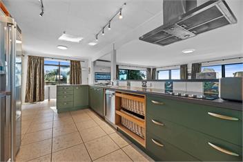 Beach Galore (Bachcare) - Waihi Beach