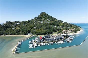 High End “Waterfront” Marina Villa - Tairua