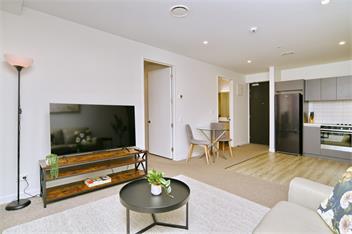 Stadium Central 2 – Modern CBD Stay w/ Secure Entry - 