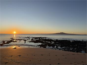 Entire guesthouse Milford Beach Auckland New Zealand - 
