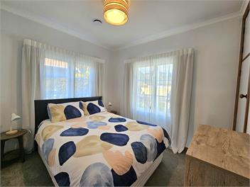 Chic Nelson City Escape - 