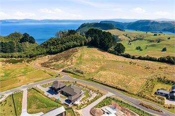 Apartment with lake, mountain & rural views. -