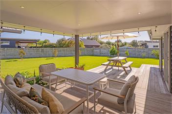 Within Reach - Coastal Escape - Cooks Beach - 