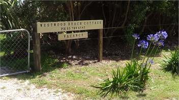 Westwood Beach Cottage - West Coast