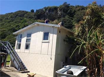 Beach House in Hicks Bay, Eastland - Hicks Bay, East Coast