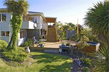 Tahuna Views - Spa Pool, Sea Views, Great for Kids - Nelson