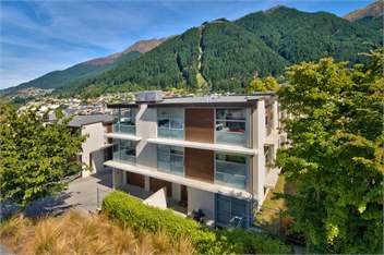 Two the Beeches - Queenstown