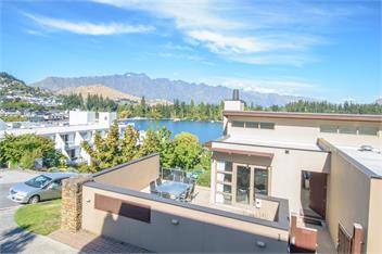 Lake St - Queenstown