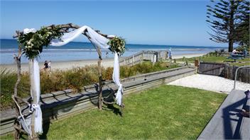 'Seabreeze' Waihi Beach Bach ** Superb location ~ Comfort ~ Relaxing ** - Waihi Beach