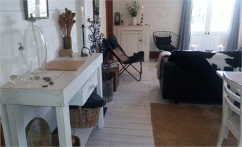 Heron Retreat for Two,Tukituki River, Havelock North - HAWKE'S BAY