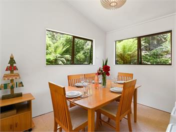 Spacious Lake Tarawera Retreat – Ideal for Groups, Families & Team Getaways - Rotorua