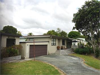 Escape to Raglan - Waikato
