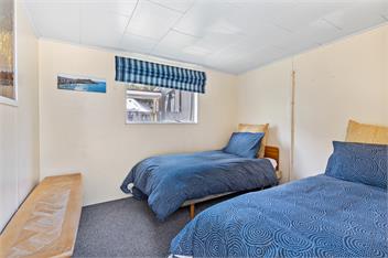 A REJUVENATING HOLIDAY ON RANFURLY - WHANGAMATA