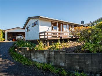 Beach House on the Ridge (Bachcare) - Little Kaiteriteri
