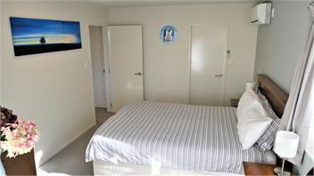The Flaghouse - Auckland