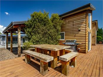 Chalet Gryon - Large 3 bedroom with fireplace - ohakune