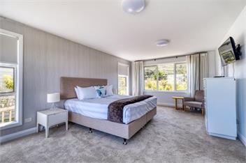 Deluxe Break Away - Northland