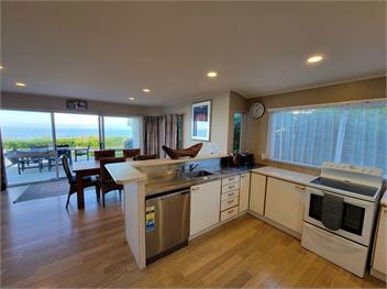 Matarangi Beachfront (Bachcare) - Matarangi