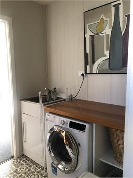 Bessie's Bach - recently upgraded - Hamner Springs