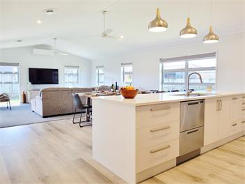 Hosts on the Coast Jackman Satisfaction - Whitianga