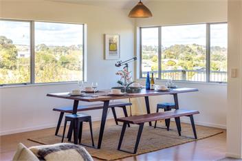 Surfdale Sunspot: Spa Escape Waiheke - Waiheke Island