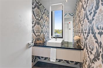 The Moorings Apartment 3 - Walk to the Lake! - Taupo