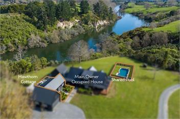 Hawthorn Cottage - Deluxe Private Guesthouse - Tamahere