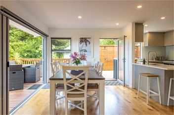 Bay Breeze Retreat - WAIHEKE ISLAND