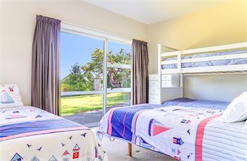 Hosts on the Coast Views to Shakespeare - Whitianga