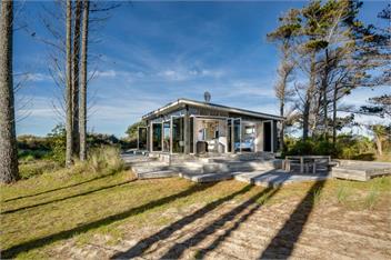 Mahanga Dunes Retreat (Bachcare) - Mahia