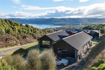 Raptors Haven - Kinloch, Taupo - Kinloch