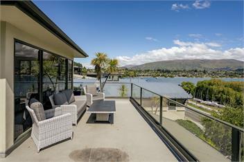 Lakeside Serenity (Bachcare) - Wanaka