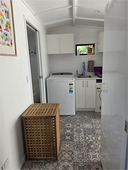 Fantail Cove - 3121