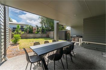 Lake View Bliss (Bachcare) - Acacia Bay