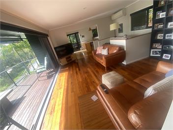 Seas The Day - Beachfront On Coopers - Northland