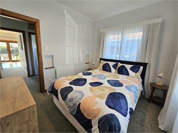 Chic Nelson City Escape - 