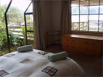 Awatea Beach House - Stewart Island
