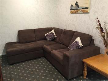 Westmorland hill 3 bed apartment. Warm, Internet & power included. - Christchurch