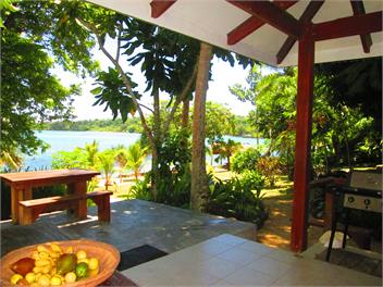 "TROPPO MYSTIQUE" - VANUATU - PORT VILA
