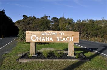 OMAHA HARBOUR VIEWS - Winter Special Rates Luxurious home overlooking golf course and inlet - Matakana