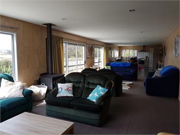 Stunning Views, Warm, Central & Quiet Little Hill - Ohakune
