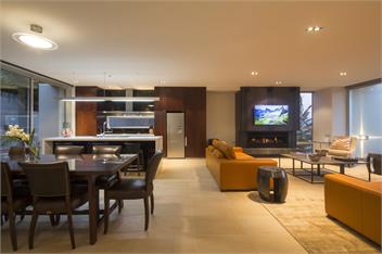 Villa de Luxe | Stunning Location + Spa Pool - Queenstown